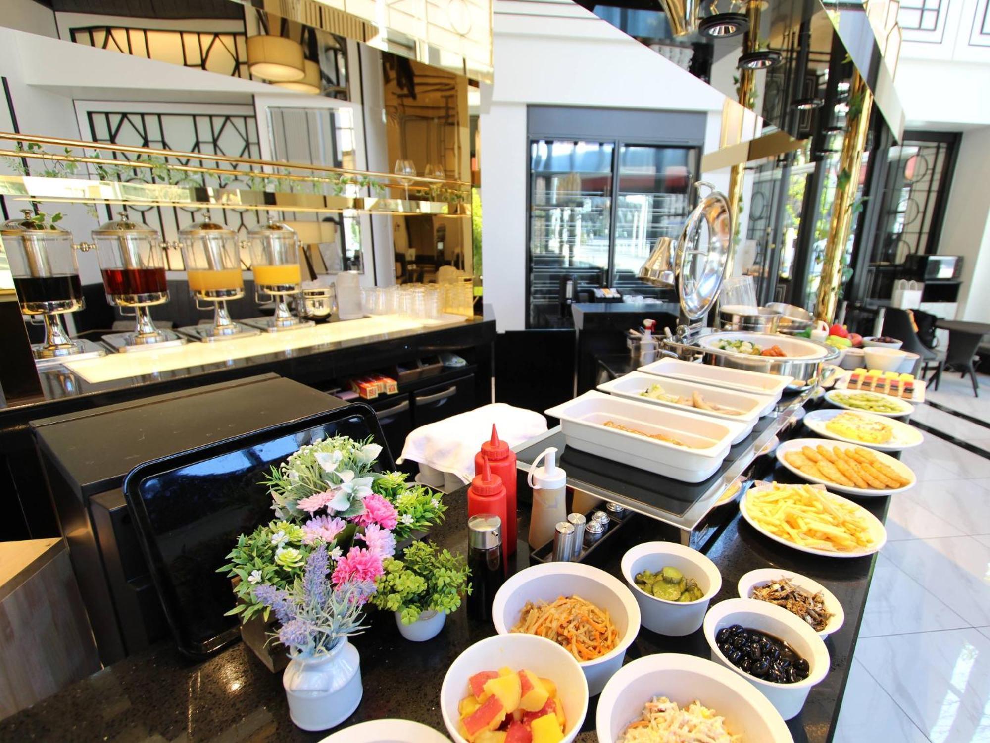 Koko Hotel Premier Nihonbashi Hamacho Токио Екстериор снимка